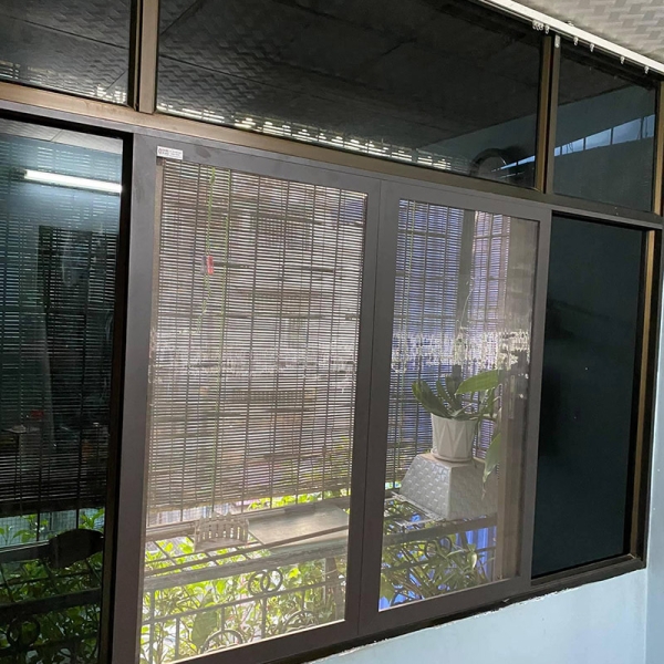 cua-lua-2-canh-luoi-inox-021