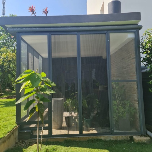 cua-luoi-chong-muoi-dang-xep-he-30