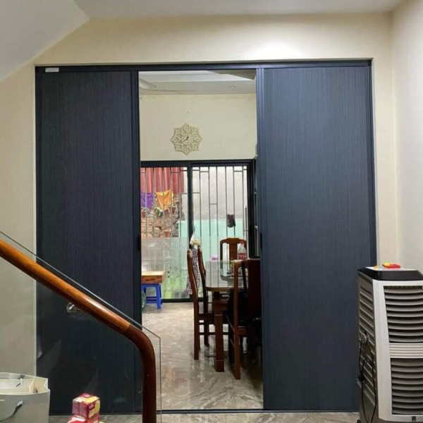 rem-to-ong-ngan-cau-thang